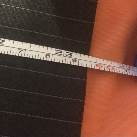 NWT Peter style Tahari skirt. Grey/white. Size 8 - Picture 6 of 7